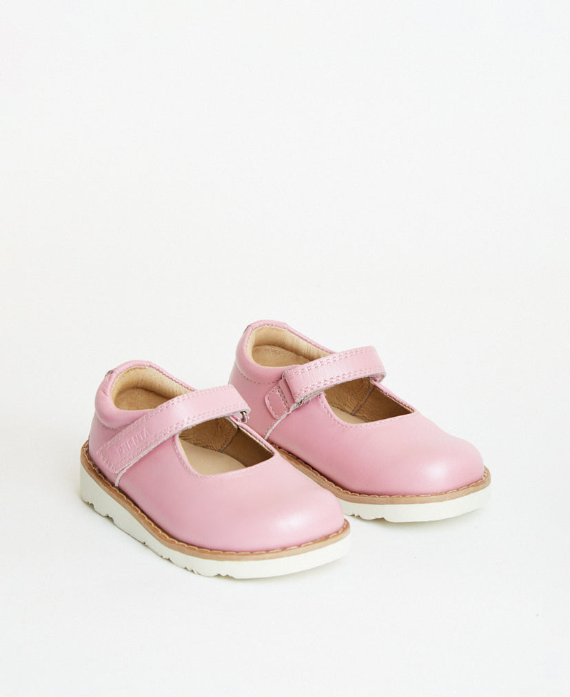 NEW girls size 4 KARELA KIDS - leather sold shoes in white/pink